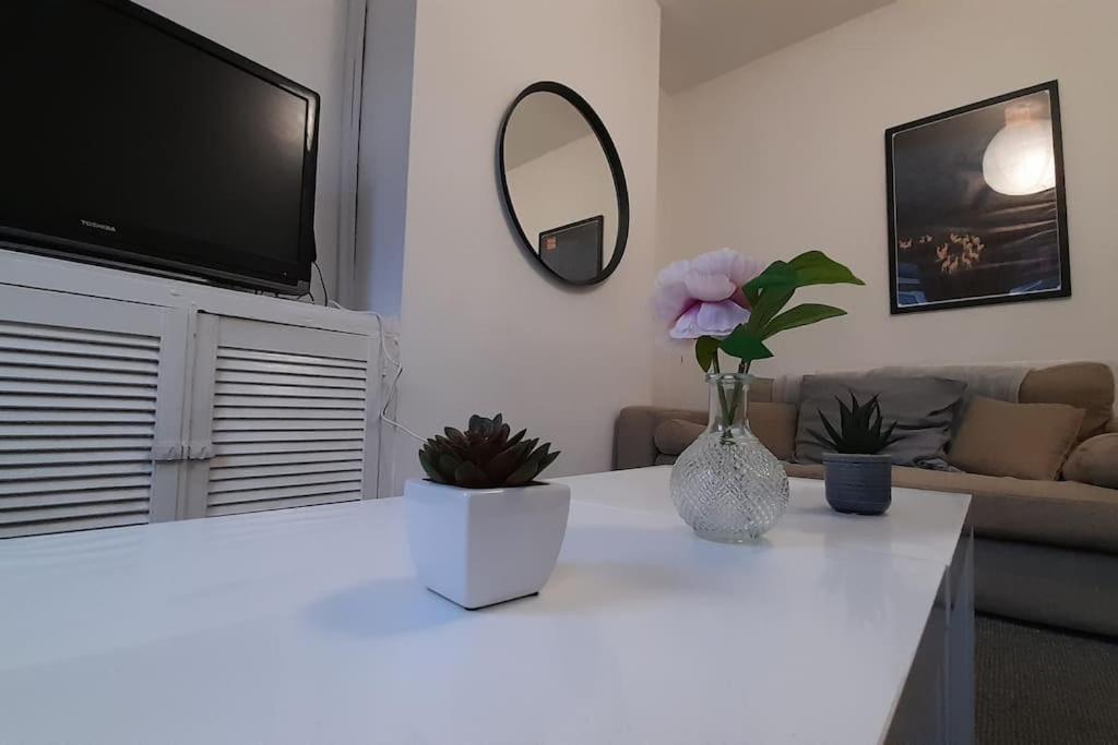 Spacious 4 Bedroom, Free Netflix, Central Location Cardiff Zewnętrze zdjęcie