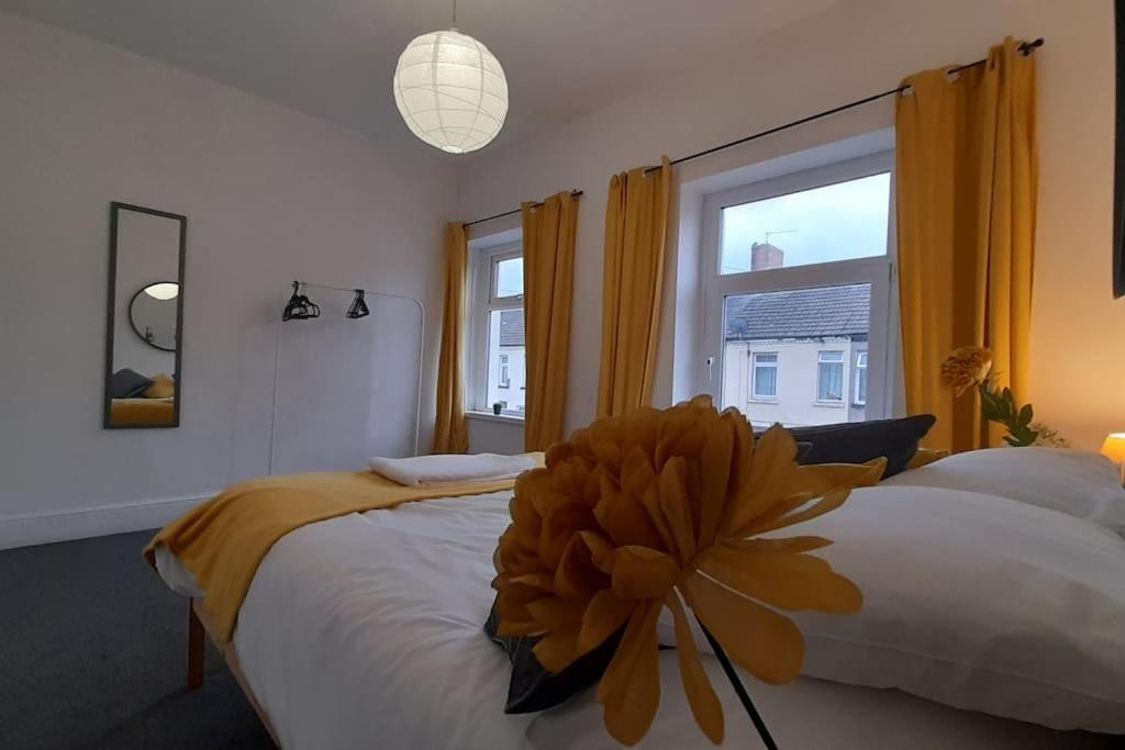 Spacious 4 Bedroom, Free Netflix, Central Location Cardiff Zewnętrze zdjęcie