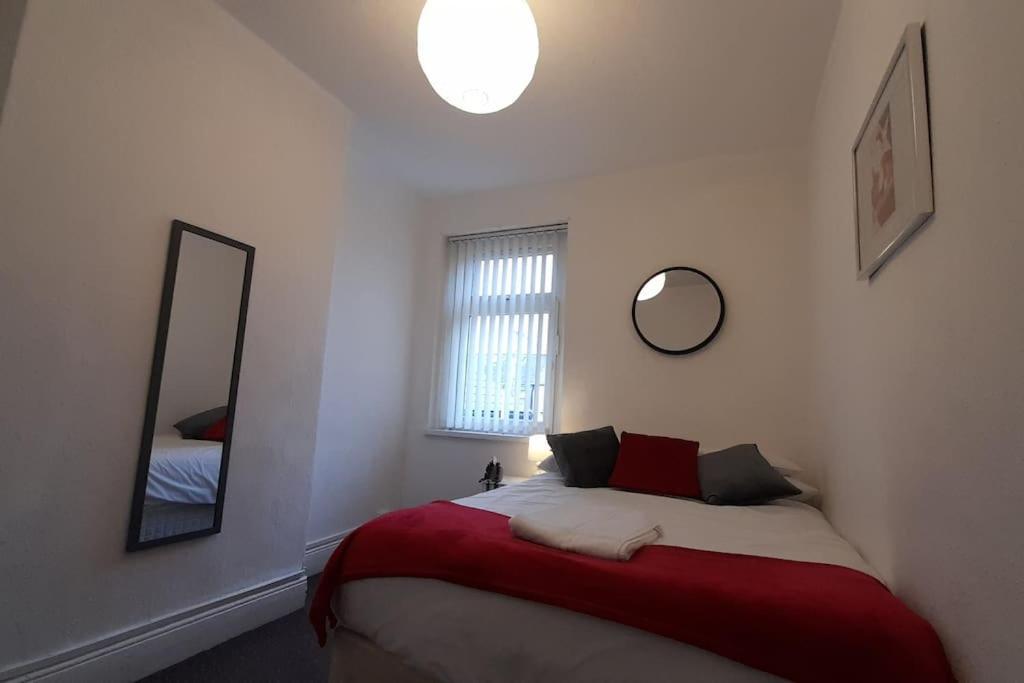 Spacious 4 Bedroom, Free Netflix, Central Location Cardiff Zewnętrze zdjęcie